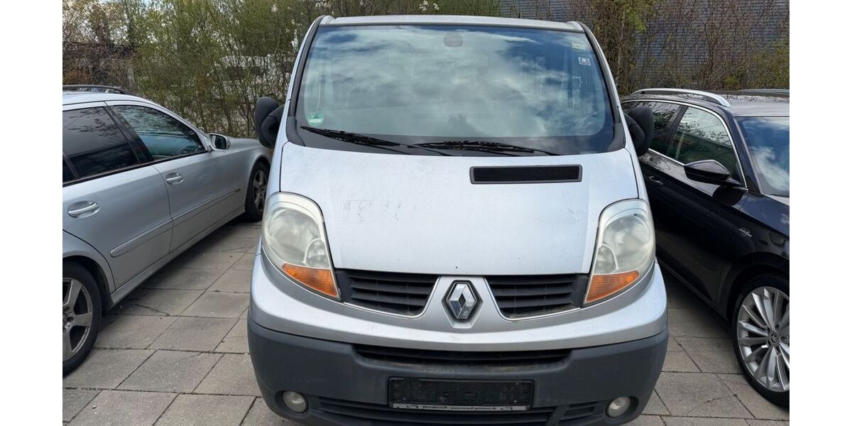 Renault Trafic 255.369 km 3.999 &euro; Freiburg 79108