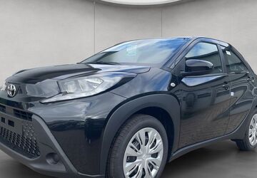 Toyota Aygo (X) 2.276 km 16.990 &euro; Freiburg 79108