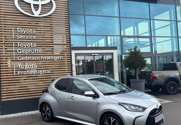Toyota Yaris 12.000 km 21.700 &euro; Müllheim 79379