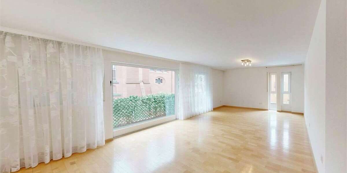 Etagenwohnung Badenweiler - 3 Zimmer, 88 m&sup2;, 990&euro; | Angebot:26627040