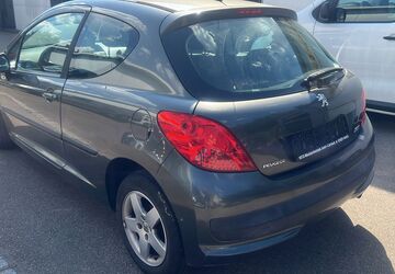 Peugeot 207 157.869 km 1.000 &euro; Titisee-Neustadt 79822