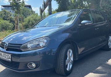VW Golf 204.000 km 4.300 &euro; Freiburg im Breisgau 79106