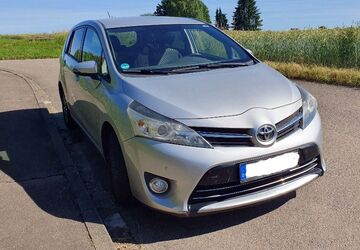Toyota Verso 58.000 km 11.900 &euro; Freiamt 79348