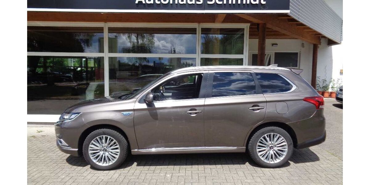 Mitsubishi Plug-in Hybrid Outlander 109.640 km 19.900 &euro; Bernau 79872