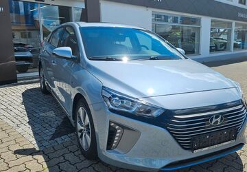 Hyundai IONIQ 64.550 km 14.490 &euro; Emmendingen-Kollmarsreute 79312