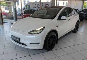 Tesla Model Y 126.600 km 28.990 &euro; Gundelfingen bei Freiburg 79194