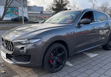 Maserati Levante 247.000 km 18.500 &euro; Freiburg 79108
