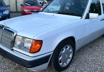 Mercedes-Benz 200 188.000 km 4.900 &euro; Freiburg im Breisgau 79108
