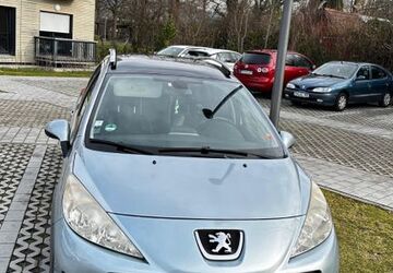 Peugeot 207 240.000 km 3.200 &euro; Freiburg 79117
