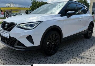 Seat Arona 8.600 km 28.990 &euro; Freiburg im Breisgau 79115