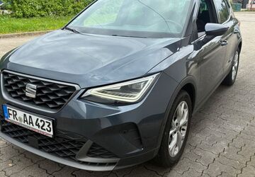 Seat Arona 50.981 km 17.850 &euro; Freiburg im Breisgau 79111