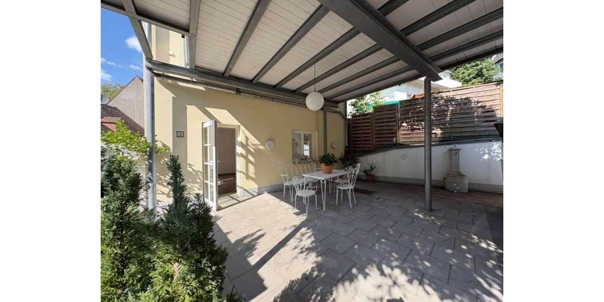 Etagenwohnung Badenweiler - 4 Zimmer, 135 m&sup2;, 1.120&euro; | Angebot:27196326